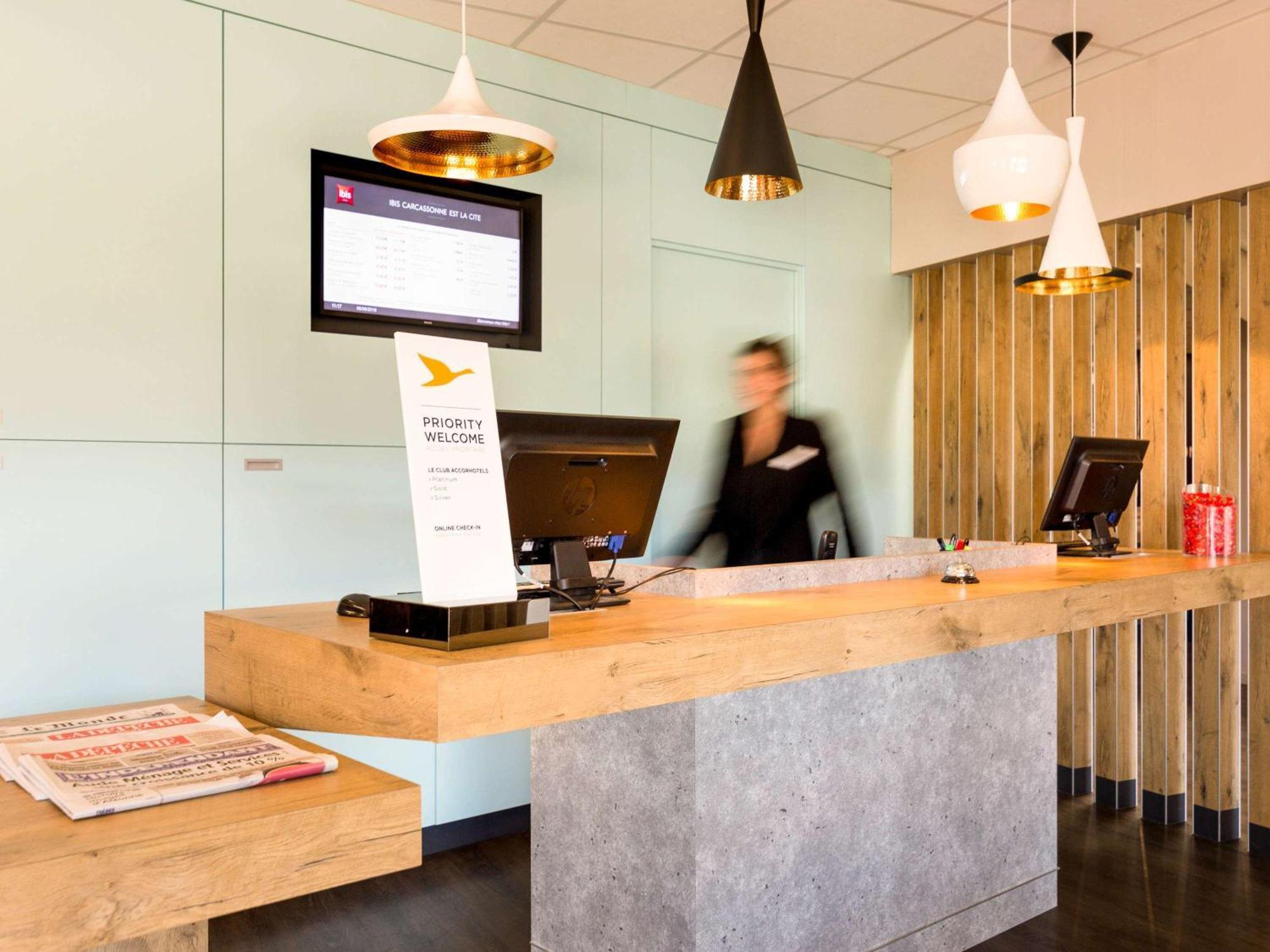 Ibis Carcassonne Est La Cite Ξενοδοχείο Εξωτερικό φωτογραφία
